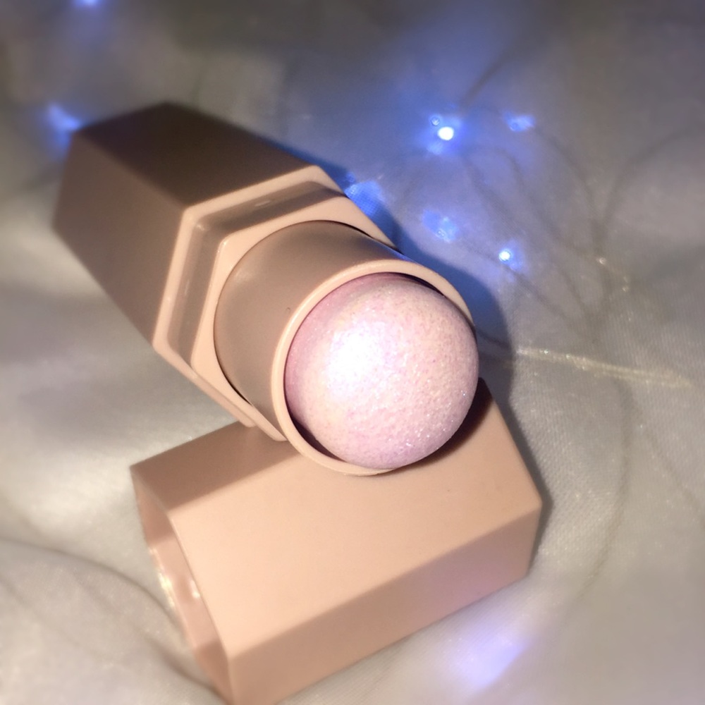 Rihanna x Fenty Confetti Match Stix